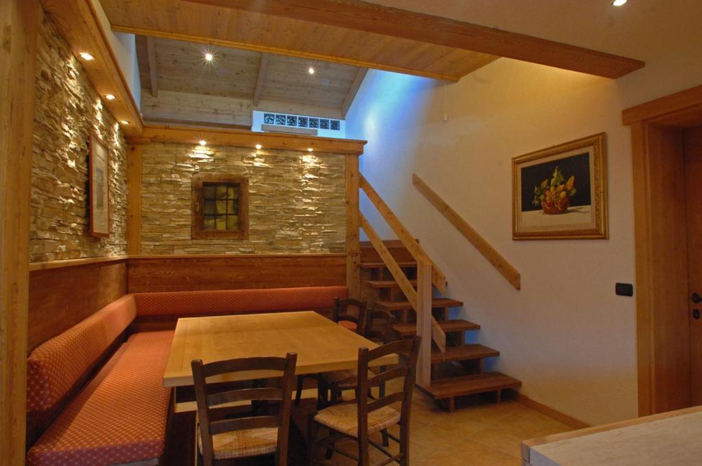 Chalet Garden Livigno Ruang foto