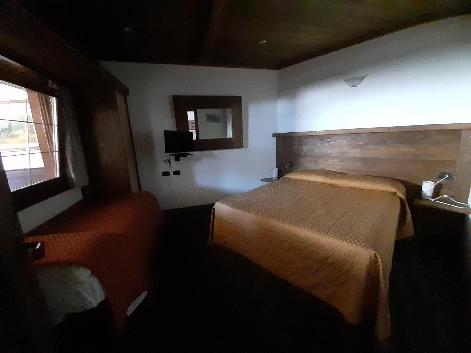 Chalet Garden Livigno Ruang foto