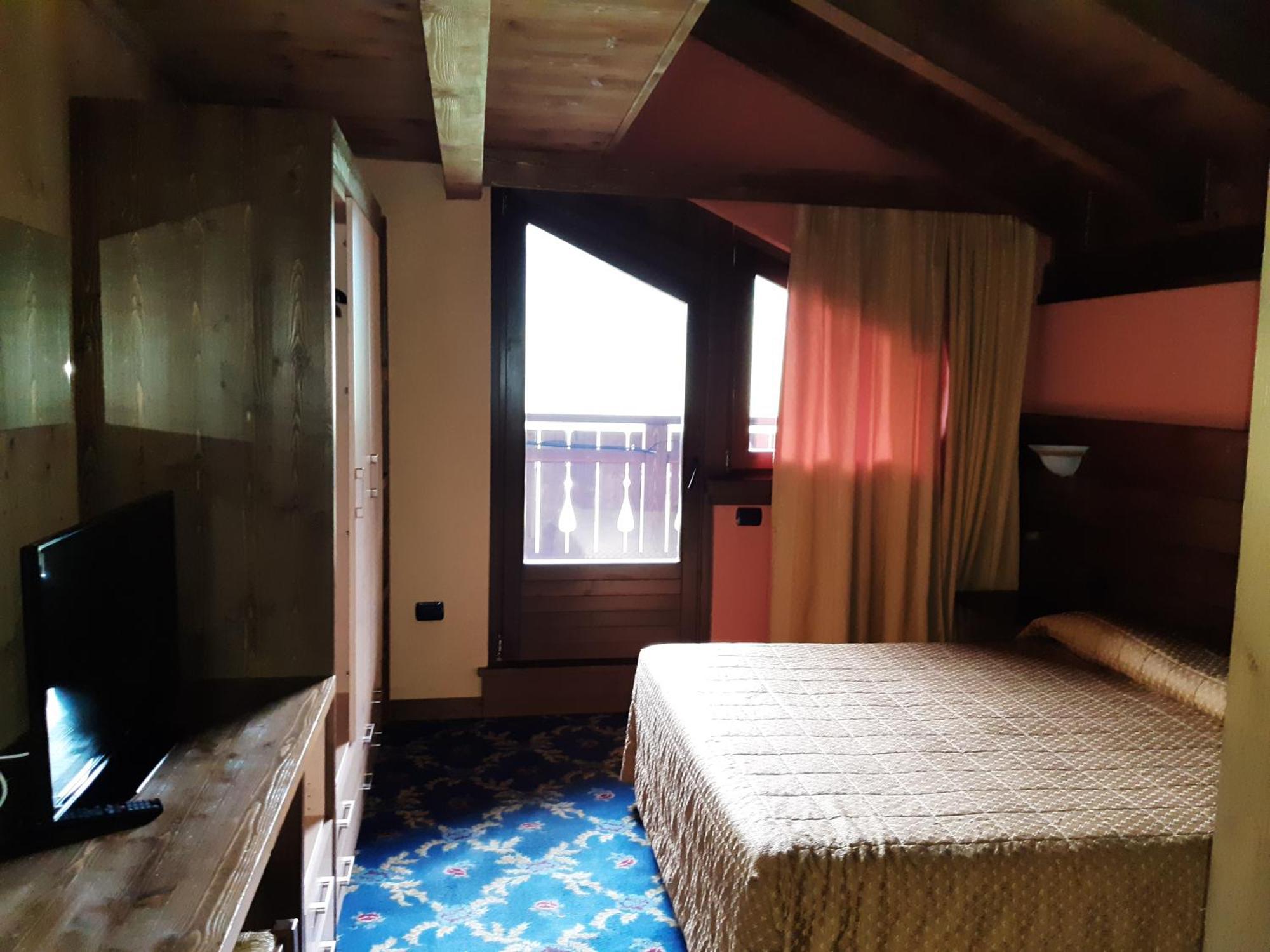 Chalet Garden Livigno Ruang foto